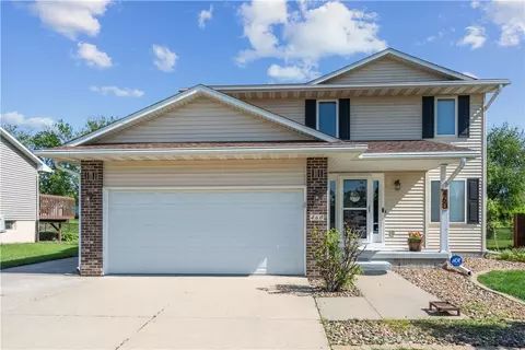 460 SE 33rd St, Ankeny, IA 50021