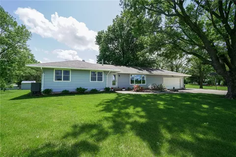 9291 SE 48th Ave, Runnells, IA 50237
