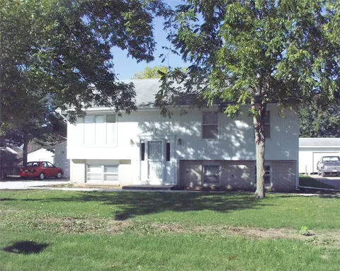 2333 SE 13th St, West Des Moines, IA 50265