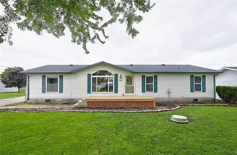 722 Locust St, Minburn, IA 50167