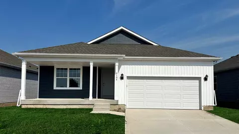 415 Quetzal Dr, Norwalk, IA 50211