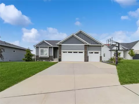 813 SW 8th Ct, Grimes, IA 50111