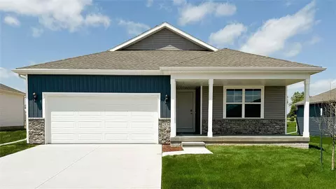 2706 Brook View Dr, Des Moines, IA 50317