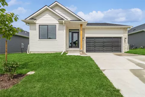 3320 NE 6th Ln, Ankeny, IA 50021