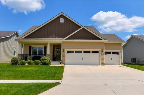 1180 S Radley St, West Des Moines, IA 50266