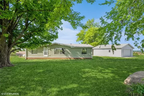 10481 Indigo Ave, Kellogg, IA 50135