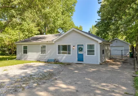 780 E Aurora Ave, Des Moines, IA 50313