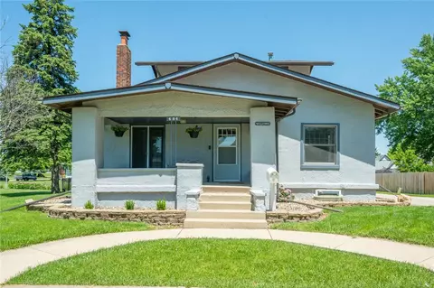 404 E Ashland Ave, Indianola, IA 50125