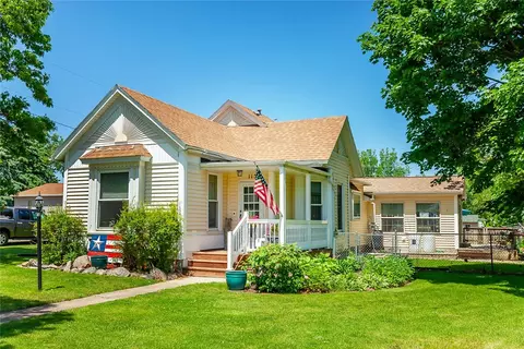 115 7th St, Boone, IA 50036
