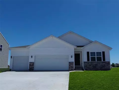 1331 NW Brandywine Ln, Waukee, IA 50263