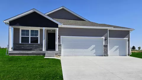 5501 NE Seneca Dr, Ankeny, IA 50021