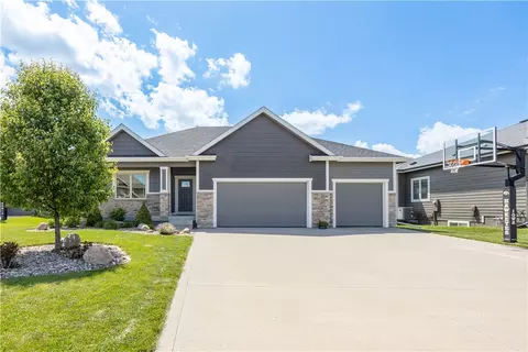 1614 NE Vicksburg Ct, Ankeny, IA 50021