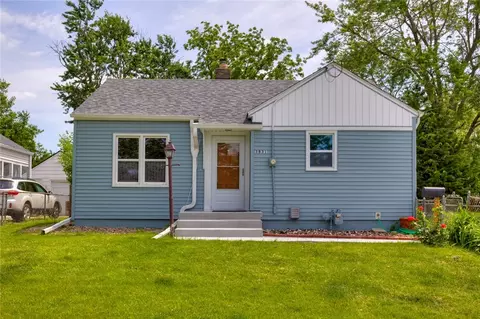 3831 57th St, Des Moines, IA 50310