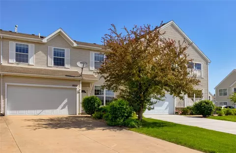 1022 NE Greenview Dr, Ankeny, IA 50021
