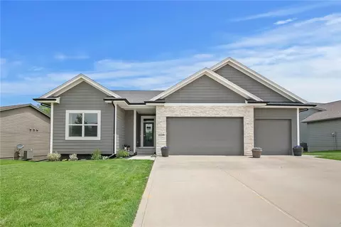1103 Jaycee Ln, Adel, IA 50003