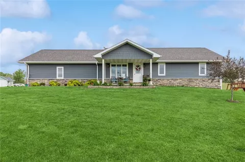 1004 15th St, Guthrie Center, IA 50115