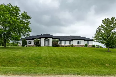 3327 144th Ct, Cumming, IA 50061