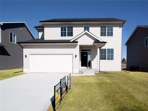 7034 SE 7th Ave, Pleasant Hill, IA 50327