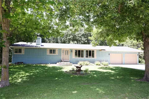 955 223rd Pl, Ogden, IA 50212