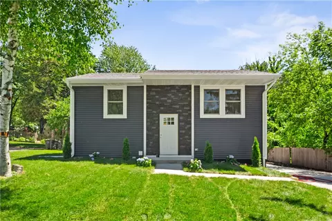 2908 Park Ave, Des Moines, IA 50321
