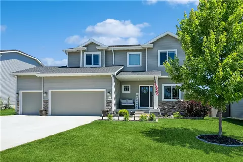 310 Orchard Hills Dr, Norwalk, IA 50211