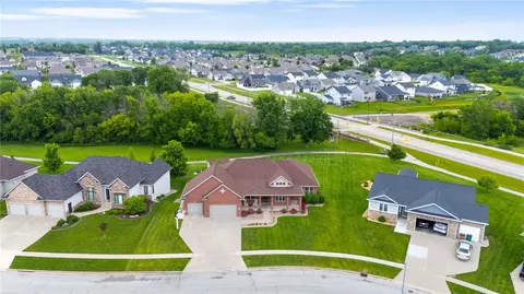 1913 NW Gabus Dr, Grimes, IA 50111