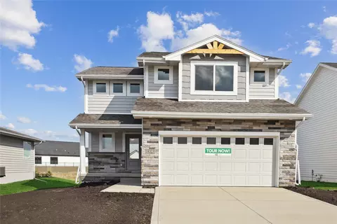 18323 Alpine Dr, Clive, IA 50325