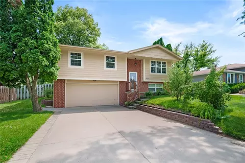 5108 Merced St, Des Moines, IA 50310