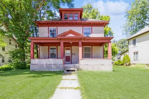 805 Grand Ave, Ames, IA 50010