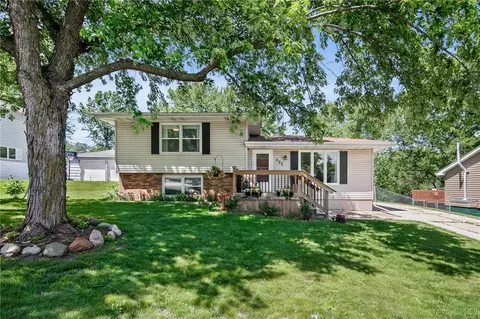 507 Wall Ave, Des Moines, IA 50315