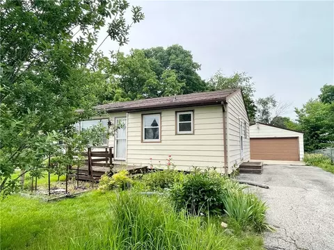 3606 Dubuque Ave, Des Moines, IA 50317