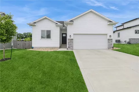 4213 Aldrin Ave, Ames, IA 50014