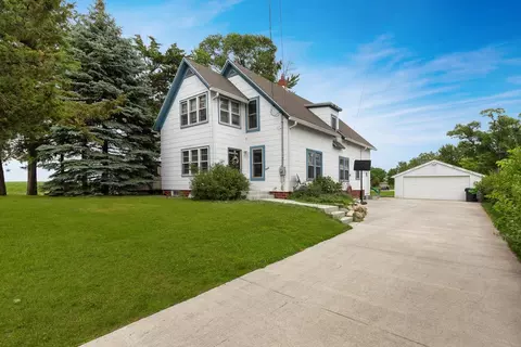 1837 1st St, Nevada, IA 50201