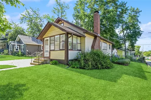 1148 Douglas Ave, Des Moines, IA 50313