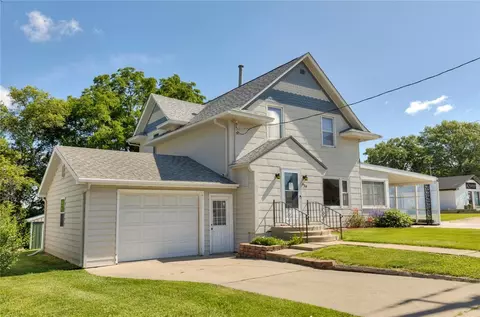 919 Park Ave, Des Moines, IA 50315