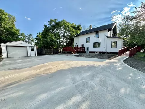 246 Franklin Ave, Des Moines, IA 50314
