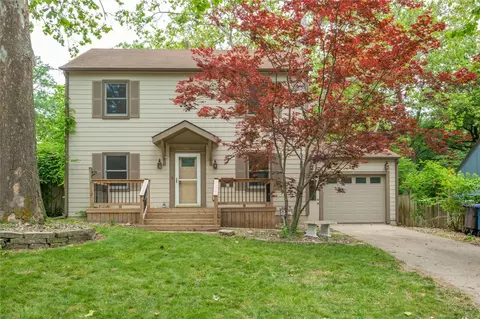 3012 36th St, Des Moines, IA 50310