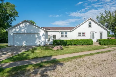 224 Baker St, Minburn, IA 50167