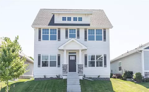 490 S Bluestone Way, West Des Moines, IA 50266