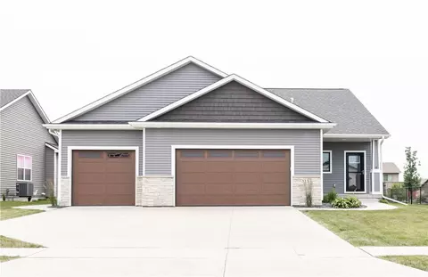 313 Summit Cir NW, Bondurant, IA 50035
