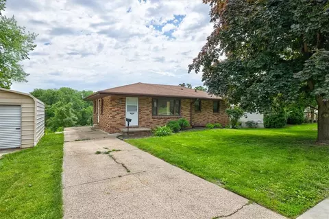 2533 SE 8th Ct, Des Moines, IA 50315