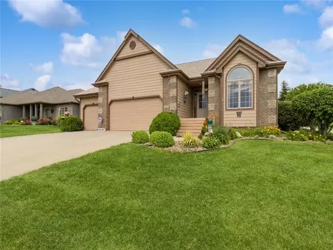 4305 NE Par View Ct, Ankeny, IA 50021