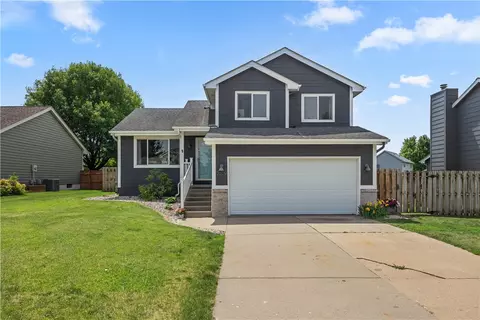 3209 SW 29th St, Ankeny, IA 50023
