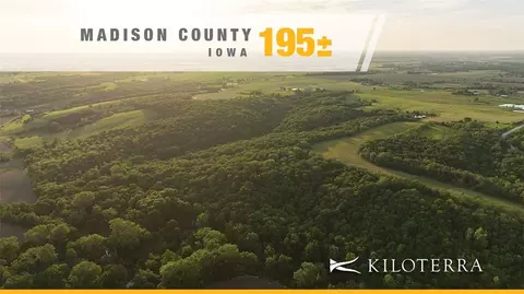 2439 Settlers Trl, Winterset, IA 50273
