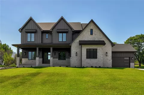 11590 NW Brookefield Ct, Grimes, IA 50111