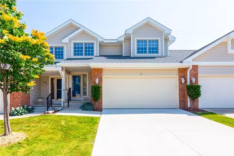 4400 Ep True Pkwy #15, West Des Moines, IA 50265