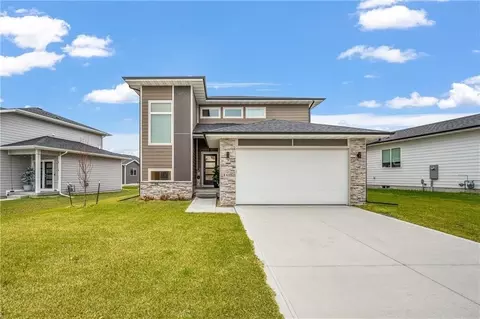 1445 SE Mesa Dr, Waukee, IA 50263