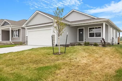 1134 NE 56th St, Ankeny, IA 50021