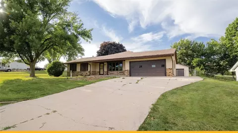 308 W Park Ave, Runnells, IA 50237