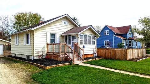 717 E 2nd St, Madrid, IA 50156